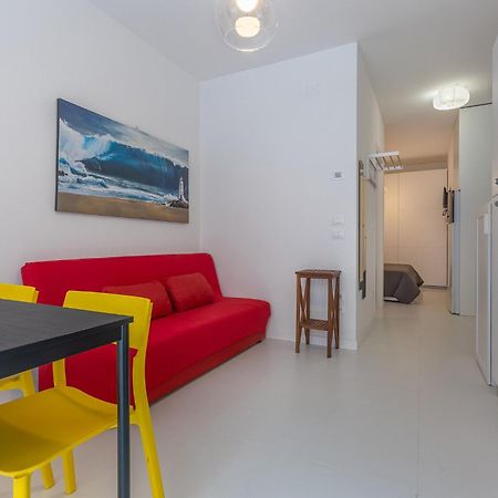 Academy Of Fine Arts -Modern Apt. With Balcony! Bologna Exteriör bild