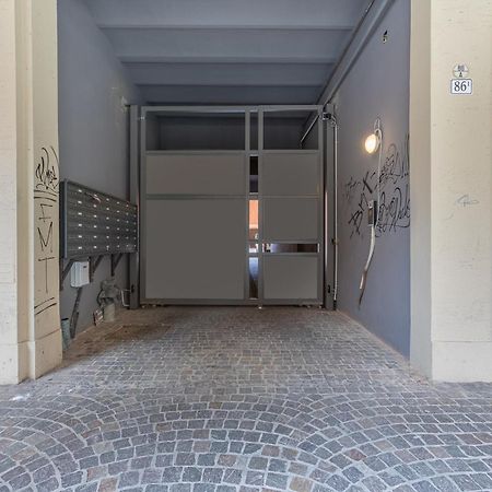 Academy Of Fine Arts -Modern Apt. With Balcony! Bologna Exteriör bild